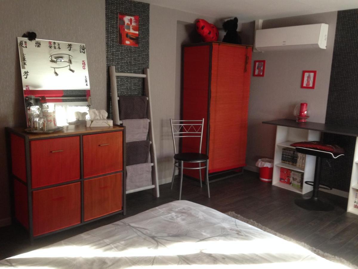 Chambre D'Hotes Hola Laval  Buitenkant foto